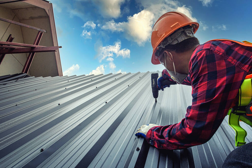 Commercial Roofing: A Guide to Replacement